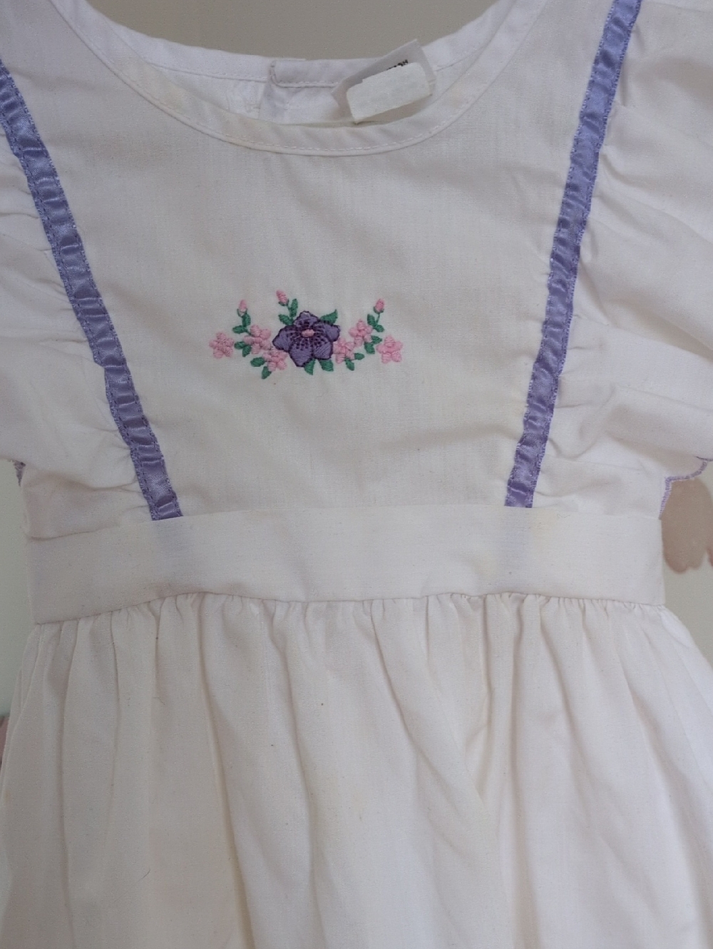 70's VINTAGE - Winnie The Pooh - Sears White Floral Cottage Embroid Girl's Dress - Picture 7 of 8